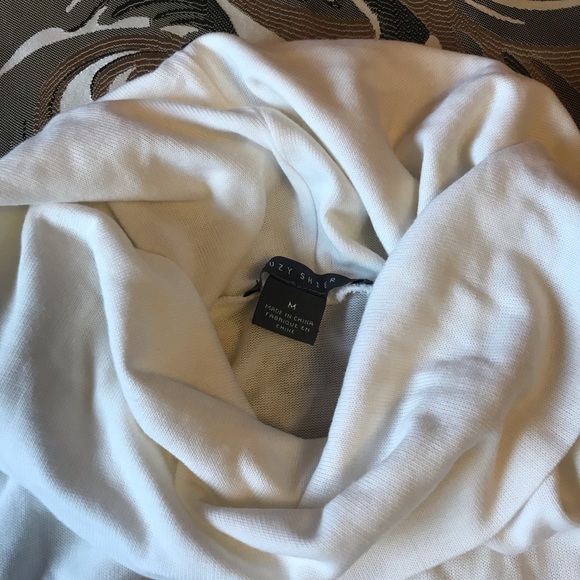 Shirt - Picture 3 of 3